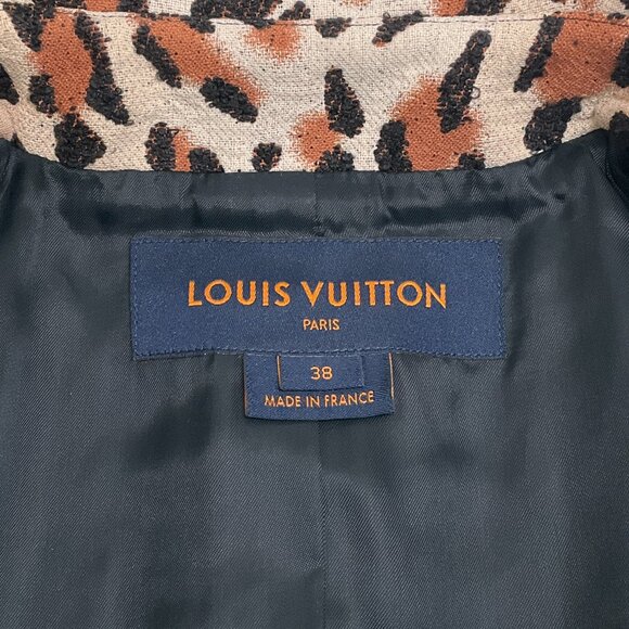 Louis Vuitton Leopard Embroidered Coat with Leather Trim - Picture 4 of 4